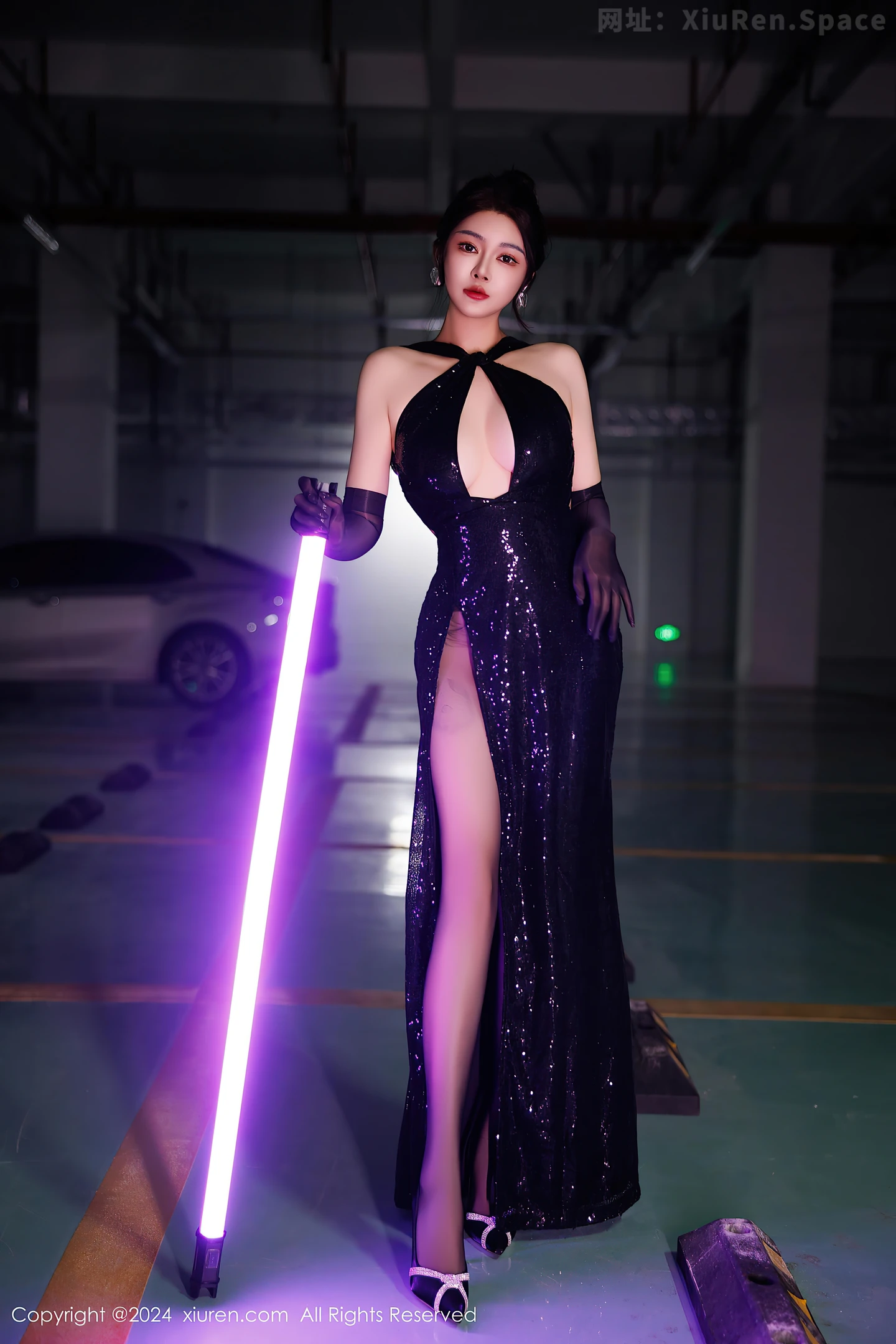 图片[5]-[XiuRen秀人网] VOL.9512 模特凯竹Quinn性感黑色连衣裙配黑丝袜秀丰腴身材撩人诱惑写真82P-秀人网官方网站